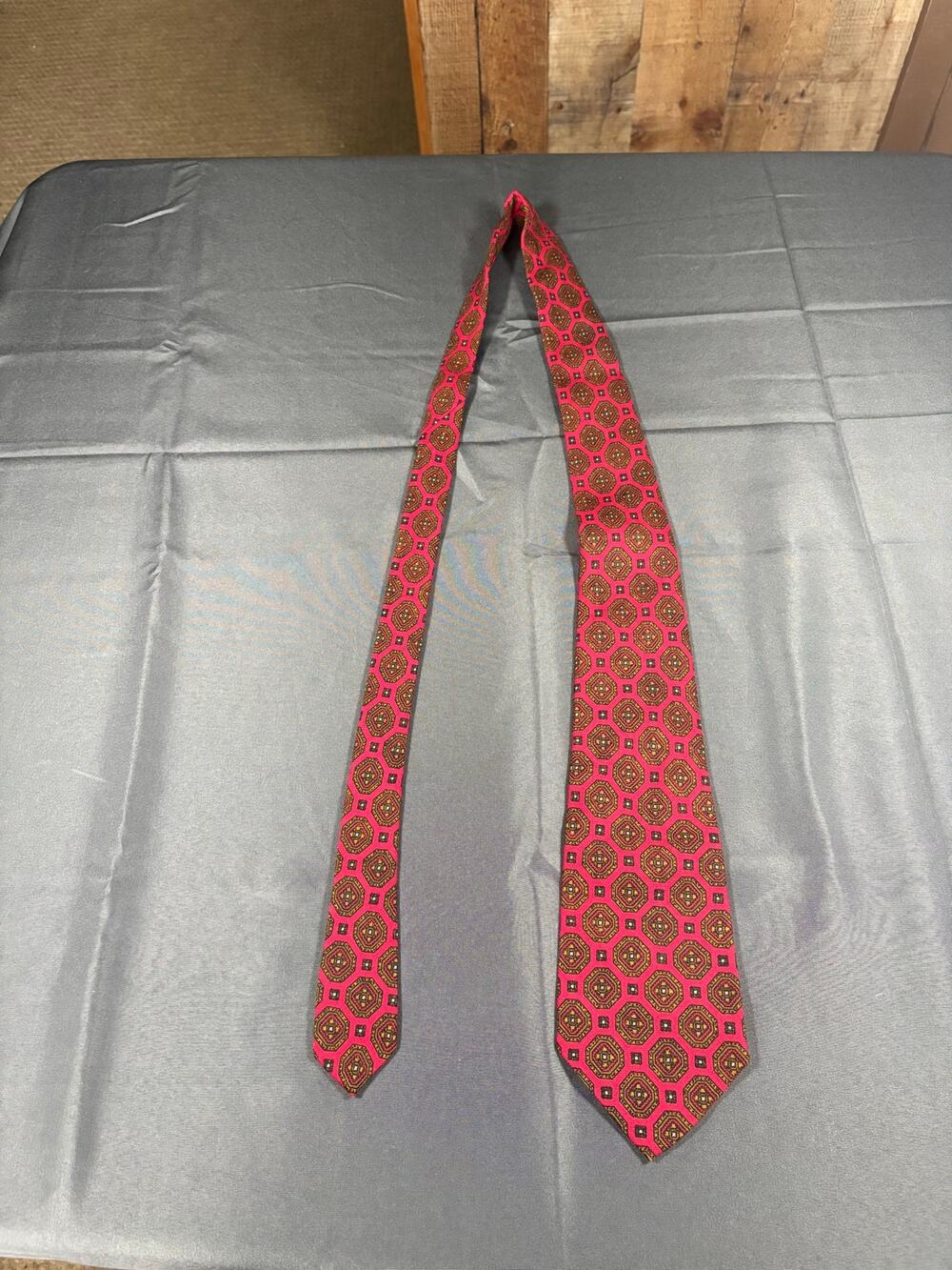 Vintage B. Altman & Co Men’s Wool Tie Red Geometric Made England 56”